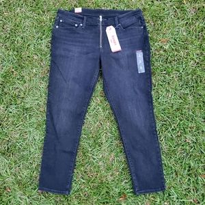 Levi's 711 Skinny Jeans